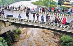Does Chobhar gorge need human interference?