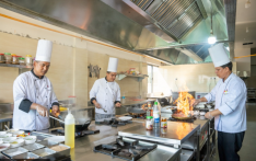 受过培训的员工纷纷涌向海外，鲁潘德希酒店业难以留住人才