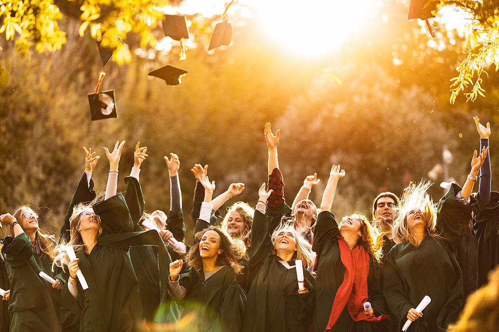 dc387763dd4ba0ec643bea6457b2108au5