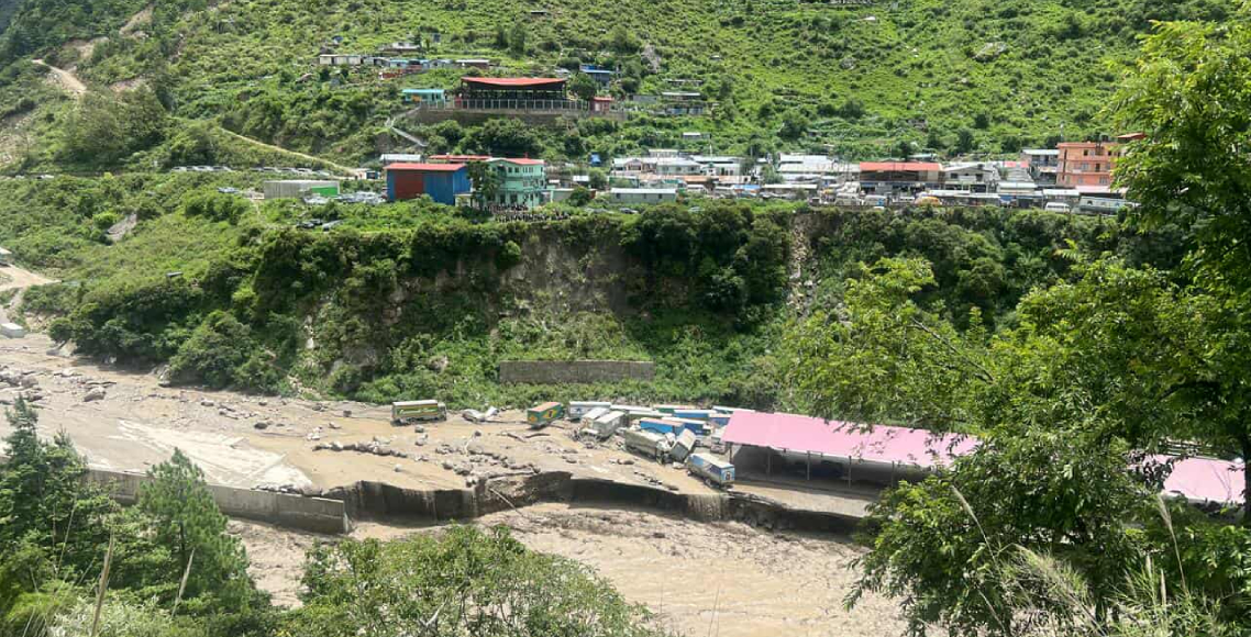 badhi-bhotekoshi_99UHk9F8MY