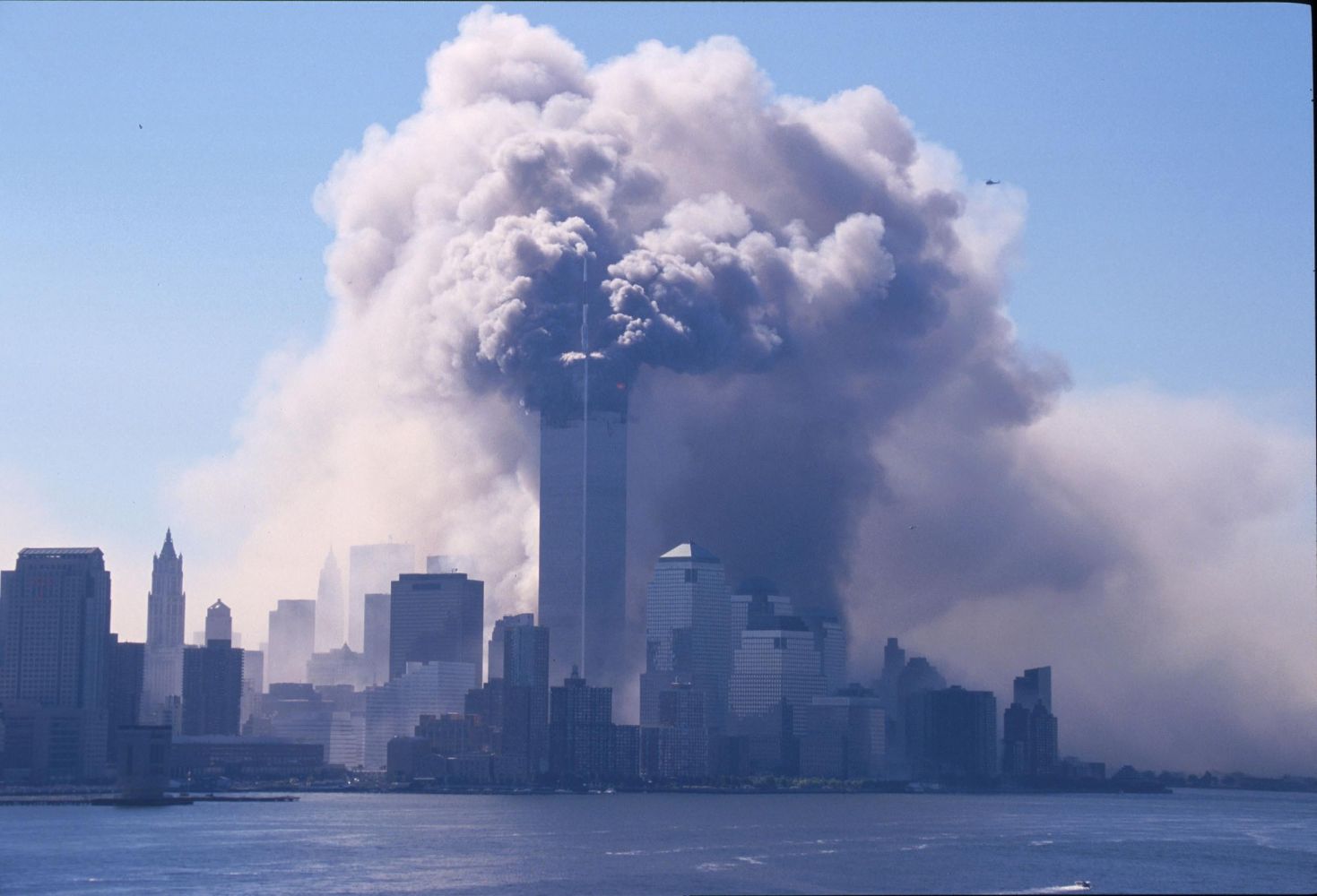 S9JMYoIFi0_2500x1701