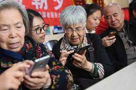 China now has over 1.12 billion internet users