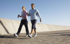 研究显示：日行七千步健康益处不逊万步