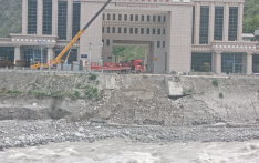 中方援建贝雷桥 拉苏瓦格迪--吉隆边贸有望德赛节前恢复