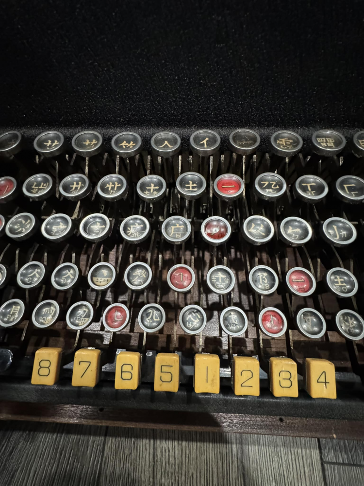 v2-2aba41a040a263617d79c325e53ed0ff_1440w