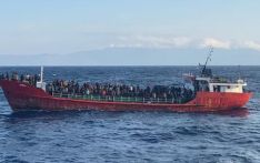 也门海域移民船倾覆事故死亡人数升至68人