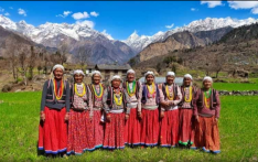 尼泊尔免除卡纳利和苏杜尔帕什姆偏远地区97座山峰攀登许可费