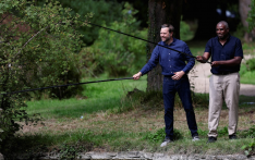 英媒：英国外交大臣承认接待美副总统万斯时“无证钓鱼”，可能面临2500英镑罚款