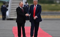 持续超两个半小时 特朗普与普京举行历史性会晤