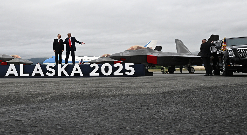 0b21e9675d92a37a12a8d21dc2689d2eu1