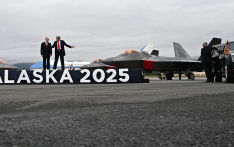 普京为什么会和特朗普一同乘坐美总统专车前往会场？俄媒披露：现场即兴决定