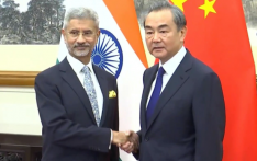“三年多来首次”，中国外长今起访问印度