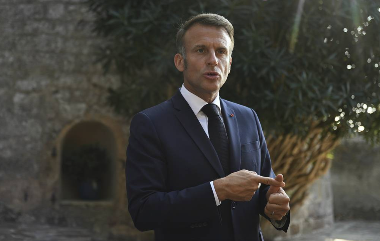 0666890993cd3edd81e7f555cf33e93fu1