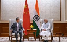 印度总理莫迪会见王毅   