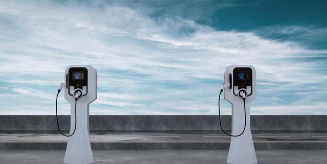 9263ACC77357AD411C2DE82E7763BC46077BE022_size22_w640_h321