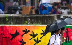 孟加拉国妇女和女孩首当其冲地受到气候危机的影响