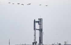 一波三折，“星舰”完成第十飞，马斯克发帖回应