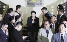 宪法法院裁定违宪，他信家族再遭打击，佩通坦被解除泰国总理职务