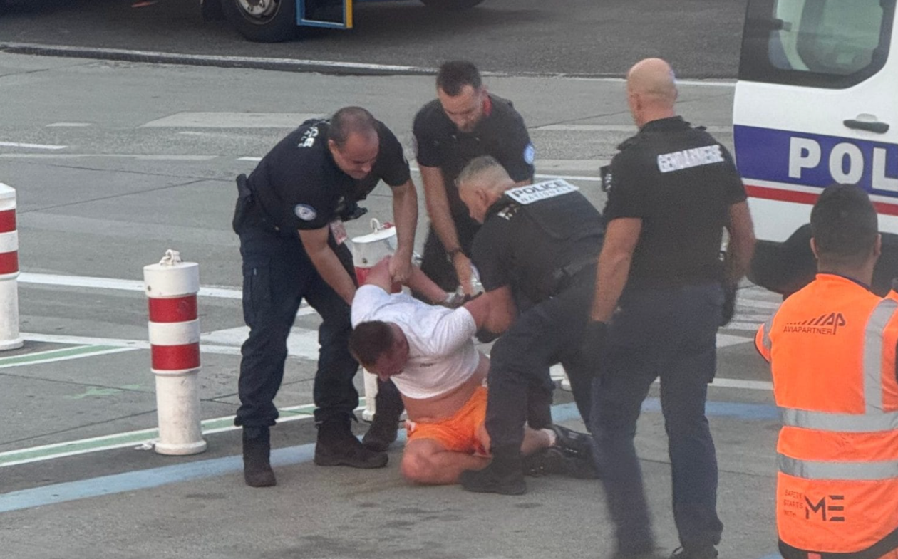 485ff73d1090bcb4ea1634a5391bee8fu1