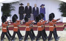 隆重仪式难掩分歧！王室招待特朗普，英美“各怀心事”