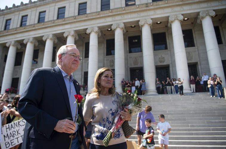 aad910f80f7da678249eecd0e2fe7e23u1 (1)