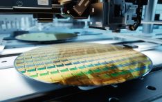 秒撤芯片管制，民进党当局应对南非被批“乱套”