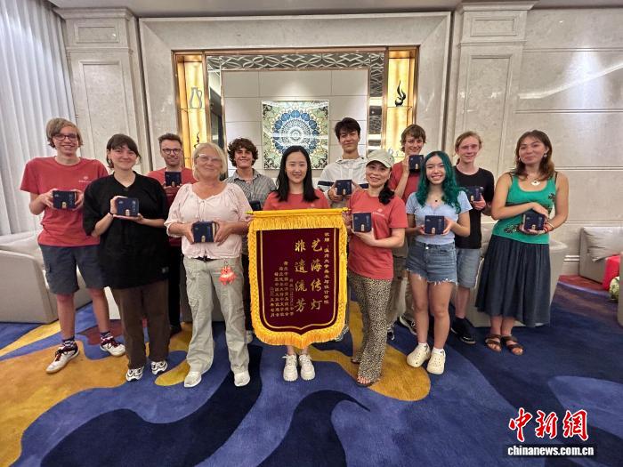 d648bcdd-e0b9-467f-ab36-ba4a2d16fb68_zsite