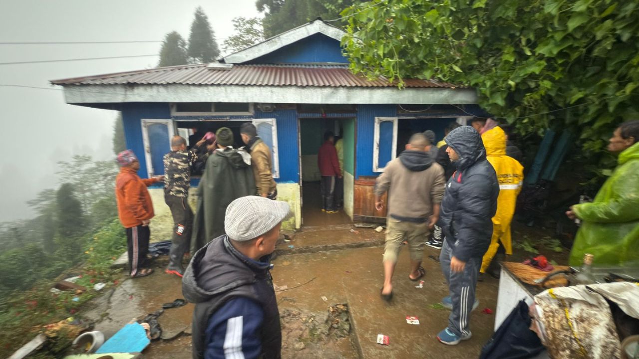 Untitled-design---2025-10-05T125052.311-1759647955