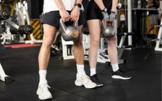 体育外卖，这盘“新菜”怎么吃？