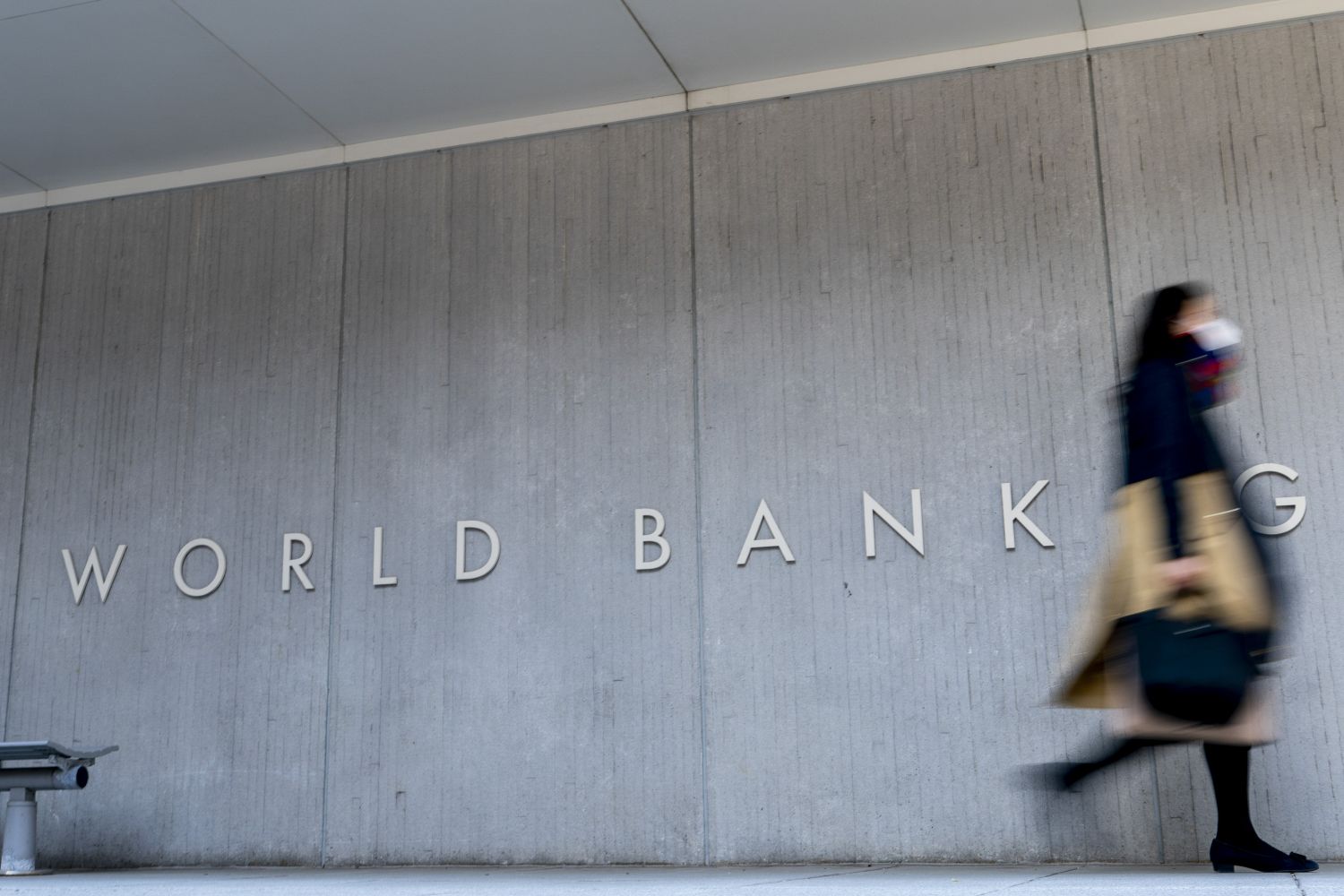 WB lowers Nepal’s economic growth projection at 2.1 percent for current FY over political unrest