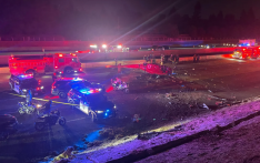 美媒：一架直升机在加州首府高速公路坠毁，至少3人伤势严重