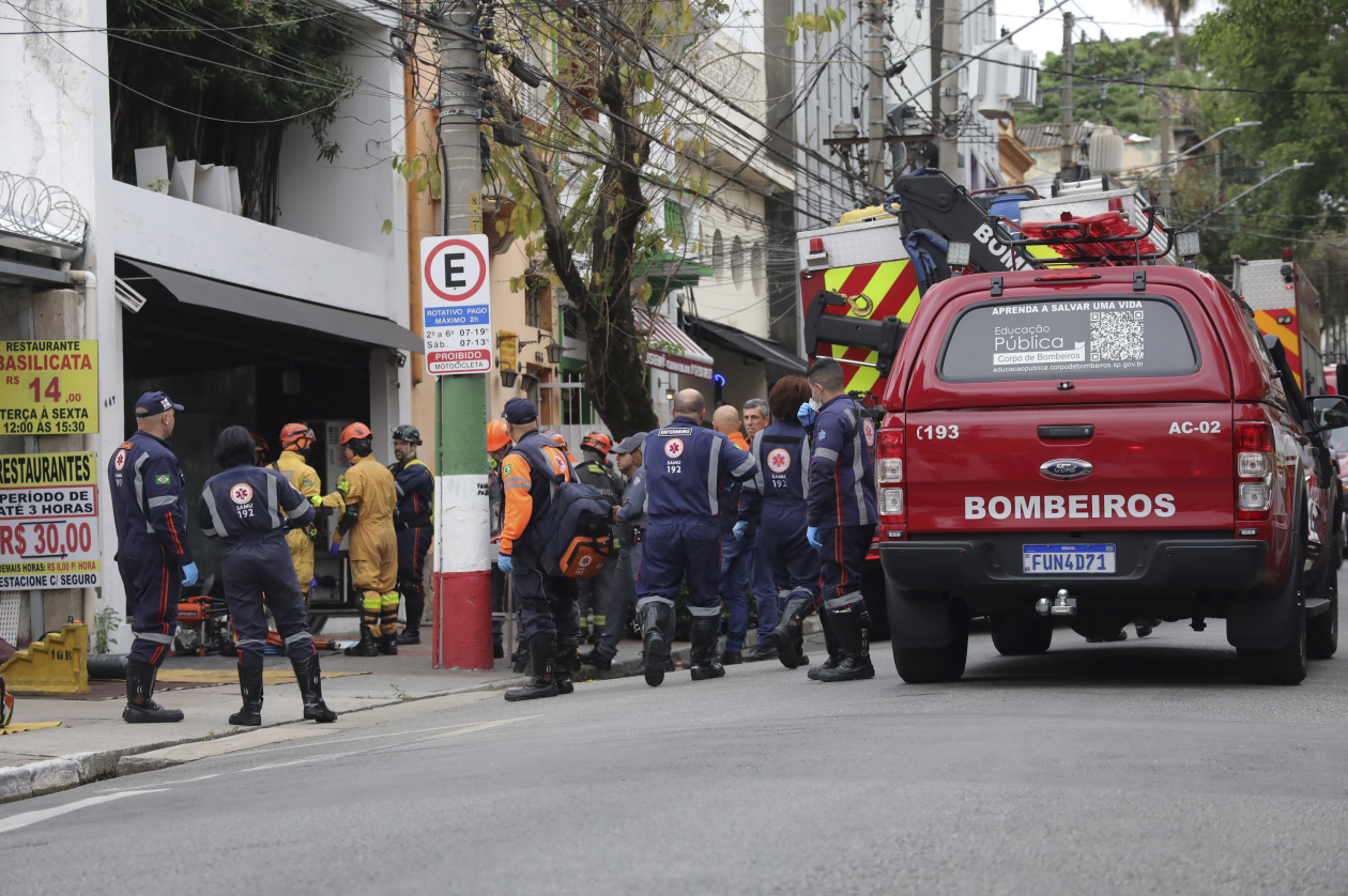 83e2e76abc0af56a80468292a4a49146u5