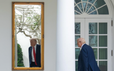 “停摆”十日特朗普政府开始裁员 雇员联合会：令人耻辱