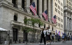 22个州经济正在萎缩，消费者信心持续下跌，多家机构警告美国经济衰退