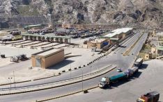 外媒：深夜交火后，巴基斯坦关闭与阿富汗边境口岸