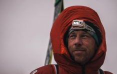 美国滑雪者吉姆·莫里森创造历史：首次成功滑降珠峰北壁霍恩拜因雪槽