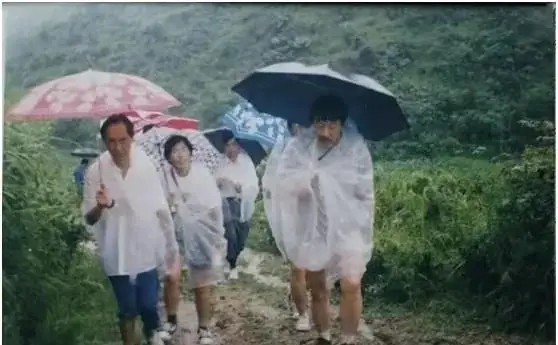 ea0b11c7ffa90342cfb1df635ed974adu1