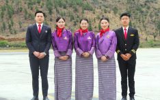 不丹航空推出由 Christian Louboutin 设计的定制圆领领带和围巾