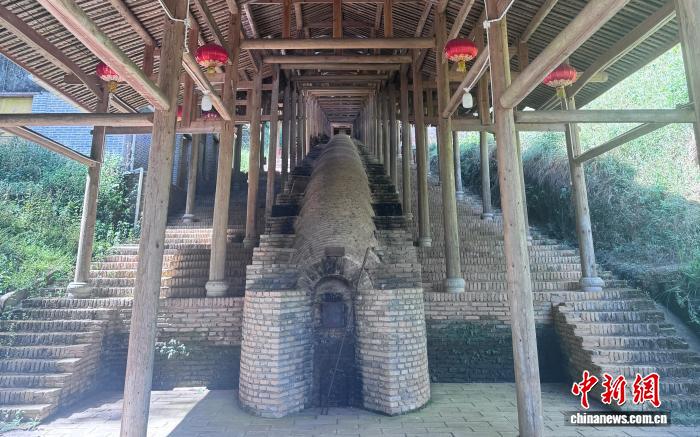 d7b4ff71-1153-45b2-9bc4-a244d8b7a1b9_zsite