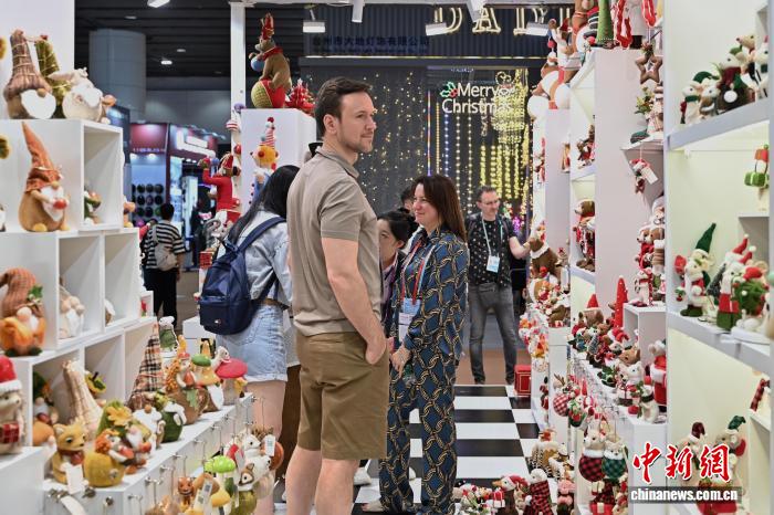 aa097780-de72-42e1-920d-0c2cbc59b785_zsite