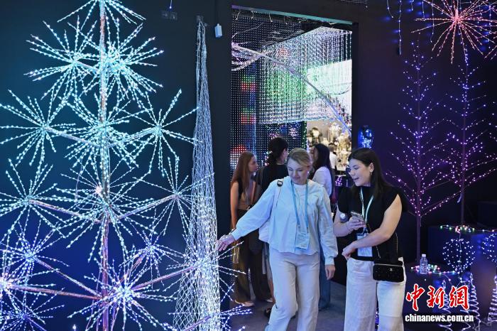 697f25e8-559a-486f-a02c-03ba873e78cc_zsite