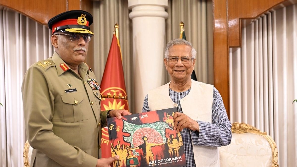 尤努斯向巴基斯坦将军