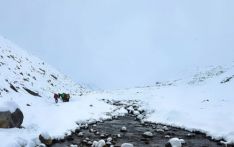 气旋“摩娜”持续肆虐 卢克拉机场停航三日致数千徒步者滞留