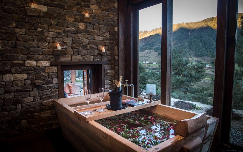 three-bhutanese-hotels-honoured-with-michelin-keys-2025_9261