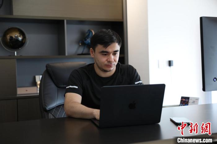 872aa49e-41fa-4b35-a2a0-747d4cbad254_zsite