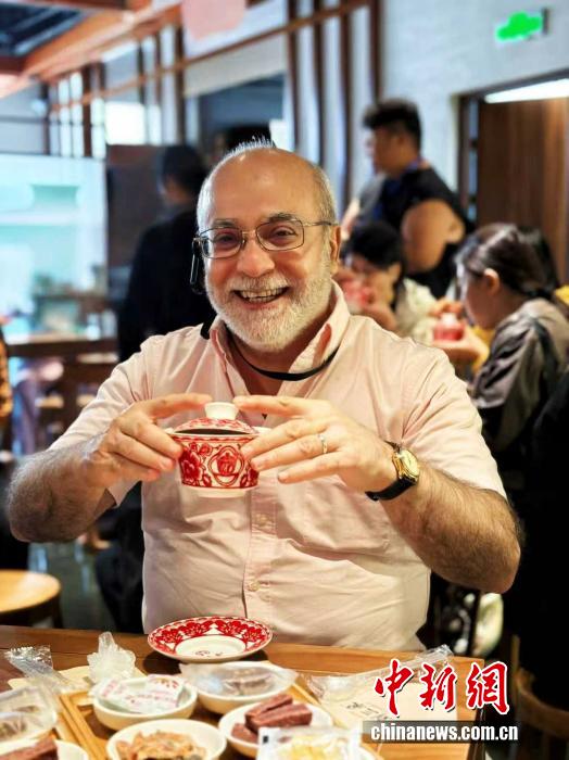 8beed1765c78442dacf4542886fe0bda