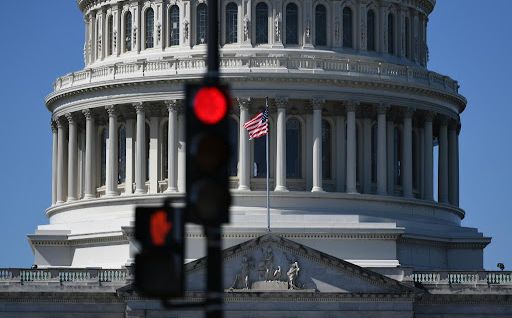 “停摆”追平纪录 美交通部长警告“大规模混乱”即将来临