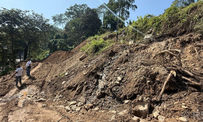 ilam-pahiro-sadak_LxYmEPXloh