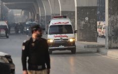Suicide bombers hit security force in Peshawar