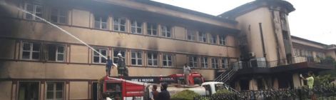 尼泊尔 Z 世代运动后续：最高法院纵火案嫌疑人落网，系列案件调查持续推进